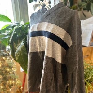 Structure Grandpa V-neck Sweater
